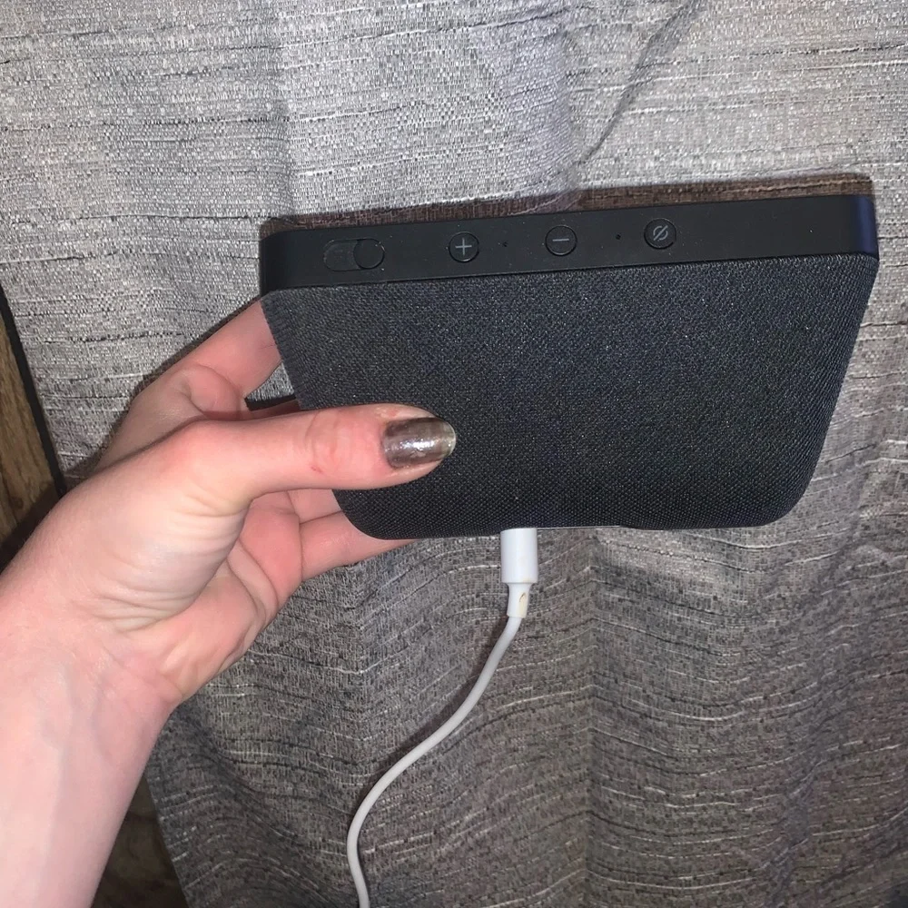 Amazon Echo 5 - Picture 6 of 6
